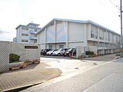 浅川中学校(1、520m)