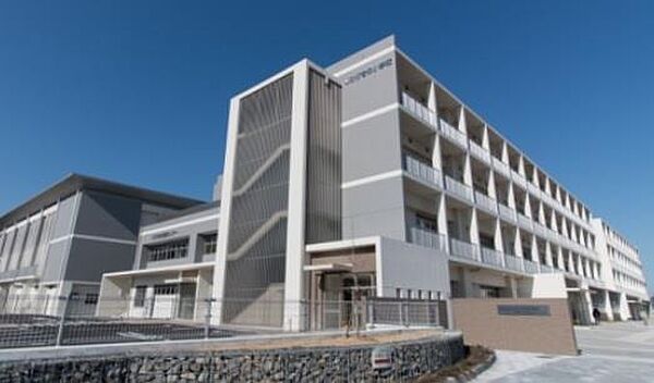 画像3:北九州市立ひびきの小学校(1、700m)