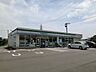 周辺：ファミリーマート／八幡藤原一丁目店 (561m)