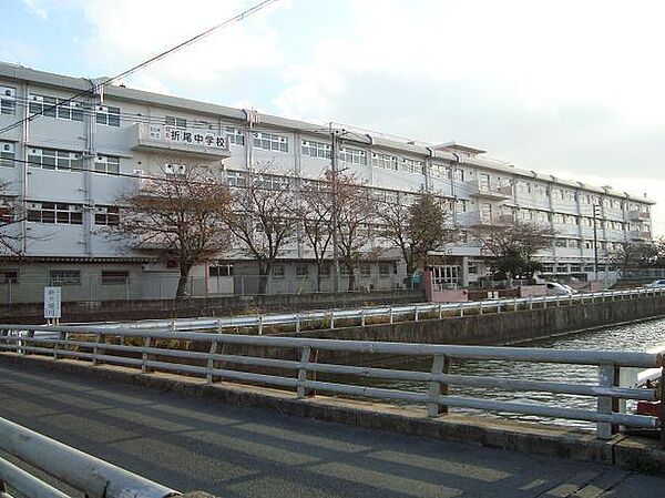 画像16:折尾中学校(2、080m)