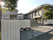 黒崎中学校(210m)