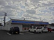 ローソン／八幡楠橋南店 (127m)