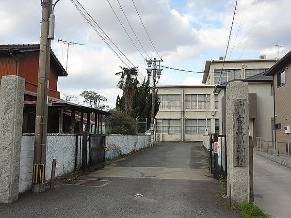 画像13:中間市立底井野小学校(1、020m)
