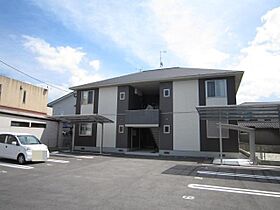 ソレイユたかみねの里  ｜ 福岡県直方市神正町（賃貸アパート1LDK・2階・41.94㎡） その1