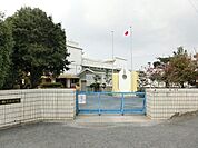 直方市立植木小学校(1、000m)
