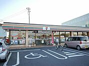 セブン‐イレブン／中間中鶴店(570m)