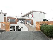 直方市立植木中学校(450m)
