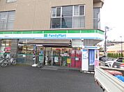 ファミリーマート 戸田駅西口店（174m）
