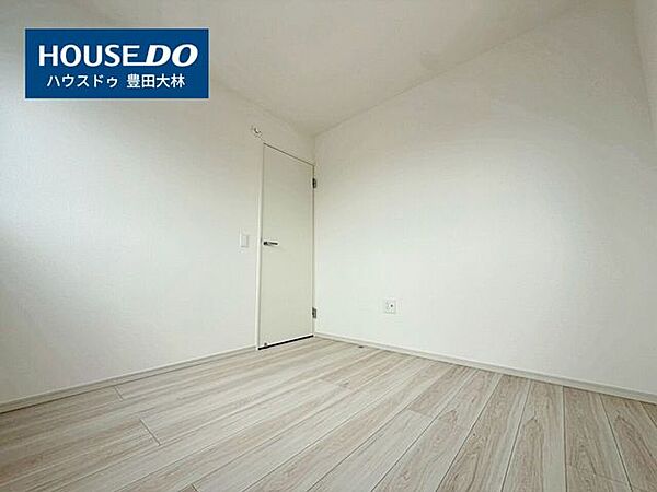 洋室を拡大表示