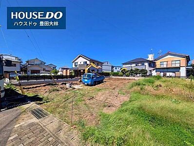 外観:*挙母小学校・崇化館中学校*見るだけ聞くだけOK!【お気軽に資料請求!不動産のことならなんでも/ハウスドゥ豊田大林】 外観:*挙母小学校・崇化館中学校*見るだけ聞くだけOK!【お気軽に資料請求!不動産のことならなんでも/ハウスドゥ豊田大林】