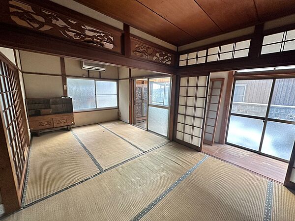 室内