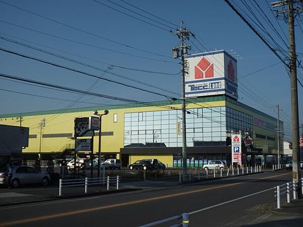 画像6:ショッピング施設「ヤマダ電機まで810m」