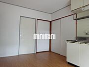 仕切りができる部屋です。