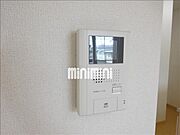 来客が確認できるＴＶ付モニターホン完備！