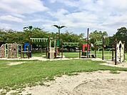 公園「中央公園まで470m」