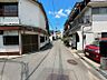 その他：閑静な住宅街に位置し、生活環境と営業環境のバランスが良好。