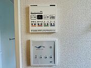 雨の日や寒い日も安心の浴室乾燥暖房機です。