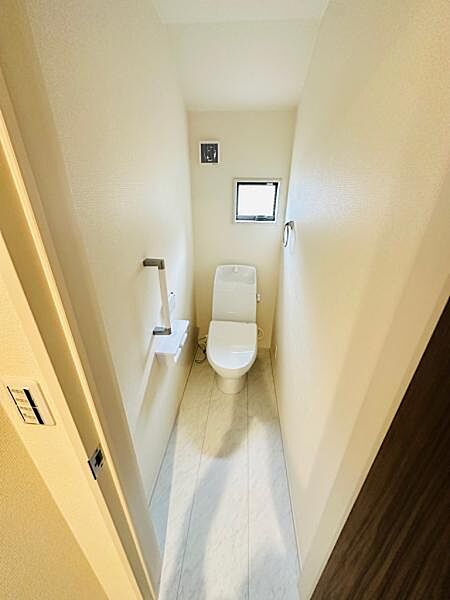 トイレを拡大表示