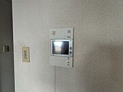 通話や録画も簡単なTVモニター付きインターフォンです。