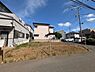 外観：公園が近く、のどかで落ち着いて住むにはちょうどいい環境です。