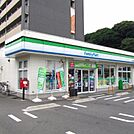 ファミリーマート 折尾堀川町店（1044m）
