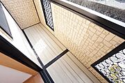 実際の写真を準備中の為、同じ建物の別室写真です。参考下さい。