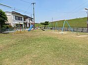 のぼり住宅児童遊園 110m