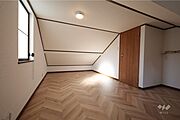 屋根裏収納［2025年10月24日撮影］