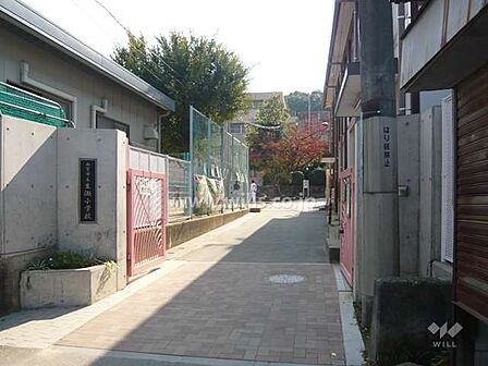生瀬小学校[公立]の外観