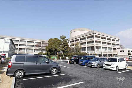 宝塚市役所の外観
