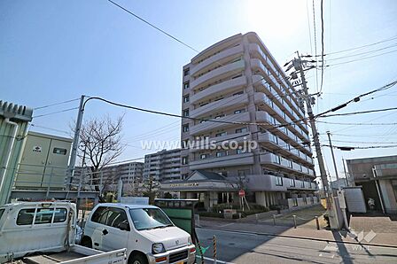 エンゼルハイムパークステージ4番館の外観(北西側から)