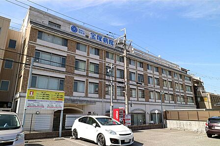 医療法人回生会 宝塚病院の外観