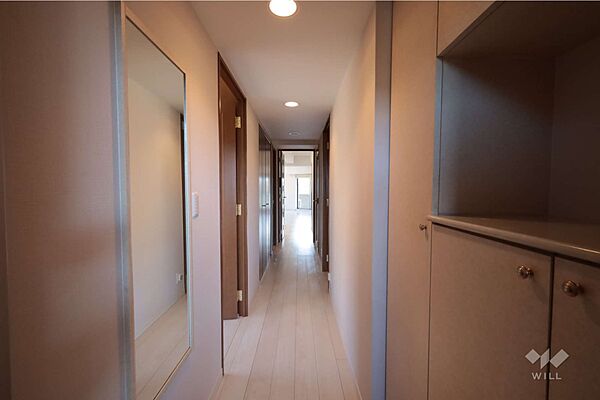 玄関を拡大表示
