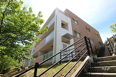 セーリオ宝塚1番館の外観(北東側から)