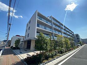 神奈川県横浜市港北区日吉本町4丁目（賃貸マンション3LDK・1階・70.24㎡） その1