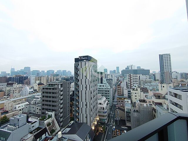 バルコニー