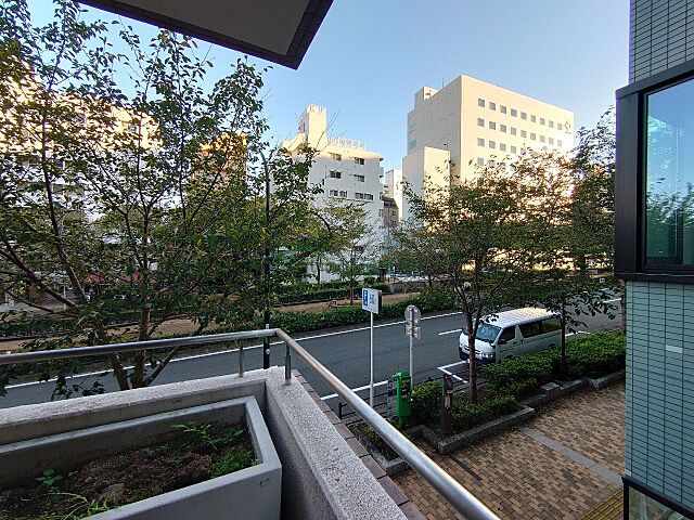 バルコニー