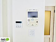 お留守番も安心のTVモニター付きインターホン