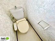 1・2階ウォシュレットトイレ完備。