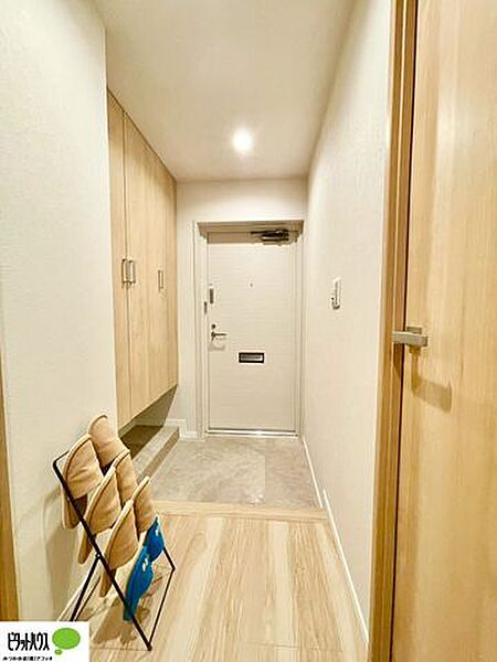 玄関を拡大表示