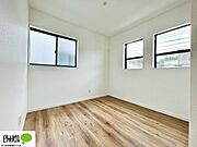 シンプルなお部屋は、それぞれの理想のイメージをかたちにしやすいですよね！