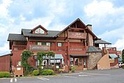 ピーターパン小麦の郷 徒歩18分。 1390m