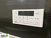 ボタンひとつでお湯張りができるオートバス。お風呂の準備もピっと押すだけでらくらく完了！