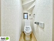 1・2階ウォシュレットトイレ完備。