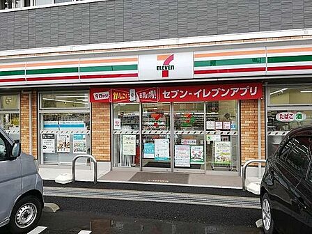 セブンイレブン馬橋弁天店 徒歩3分。 180m