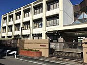大阪市立大宮中学校 509m