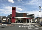 マクドナルド１７号籠原新堀店　350ｍ