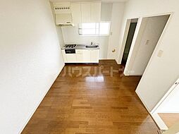 東武野田線 大和田駅 徒歩15分の賃貸アパート 2階2DKのリビング/ダイニング