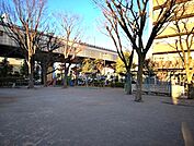 枝川三丁目公園　（徒歩5分）