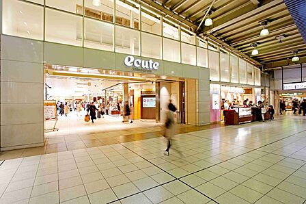 エキュート品川　徒歩16分です。